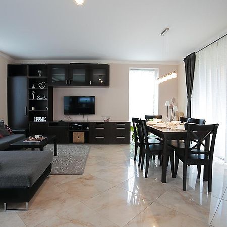 Townhouse On Budapest Border 布道尔斯 外观 照片